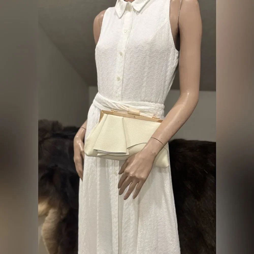 Ivory Pebble Leather Handmade Asymmetrical Ruffles Metal Frame Clutch/Crossbaody - Picture 5 of 16